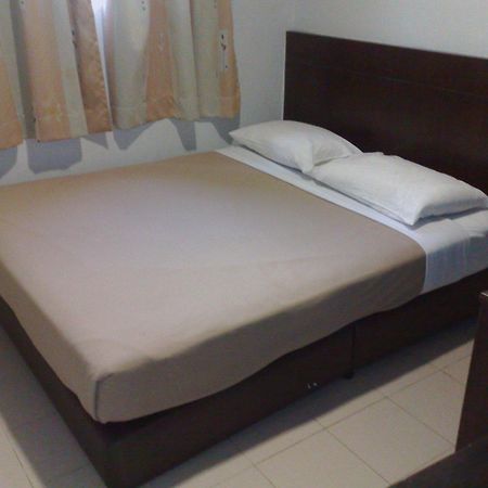 Tiong Nam Hotel Pasir Gudang Luaran gambar